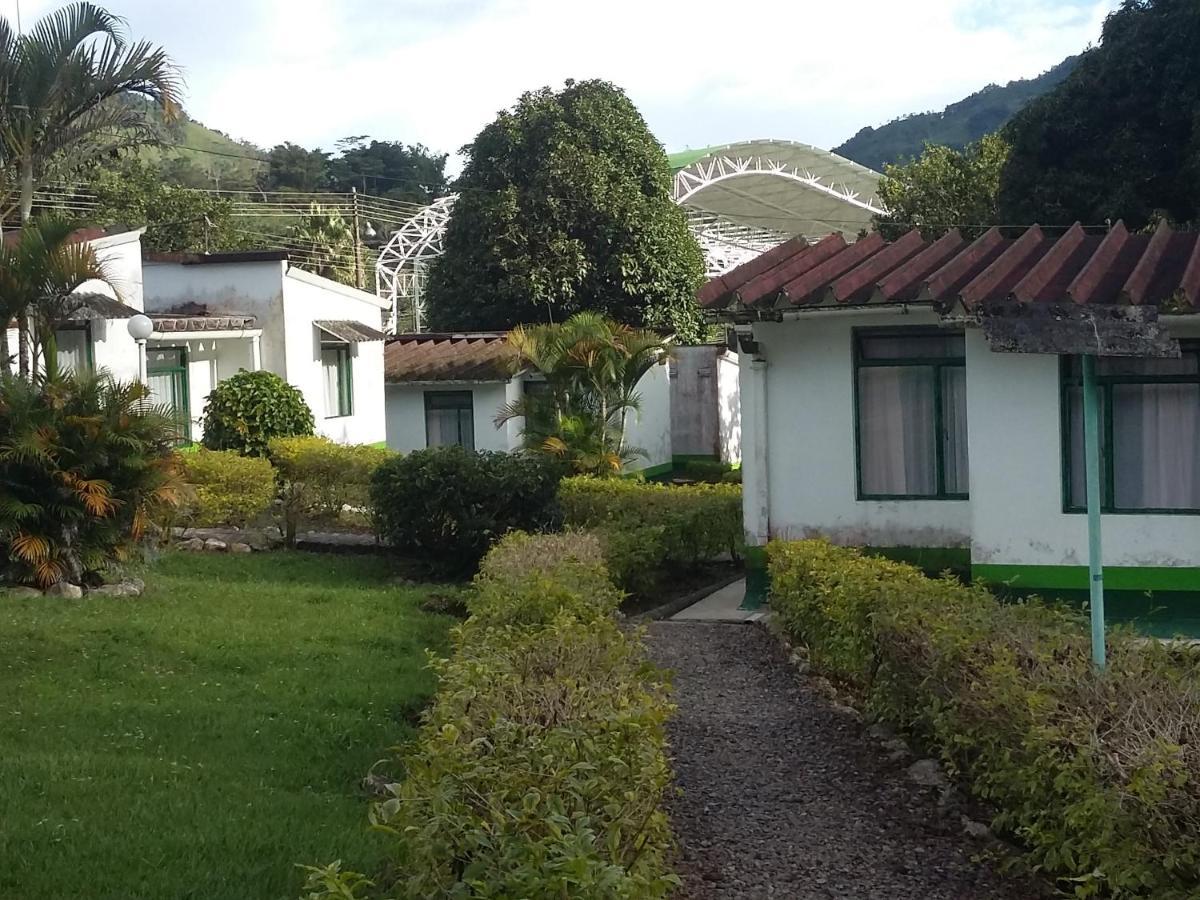 Hotel Servituristicos La Esmeralda Santa María Zewnętrze zdjęcie