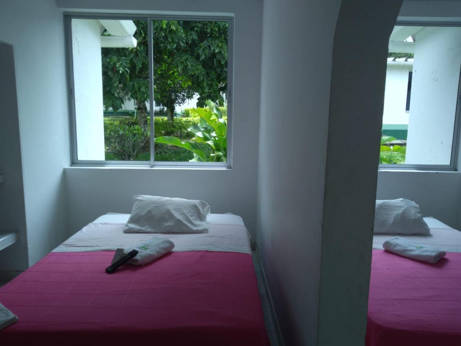 Hotel Servituristicos La Esmeralda Santa María Zewnętrze zdjęcie