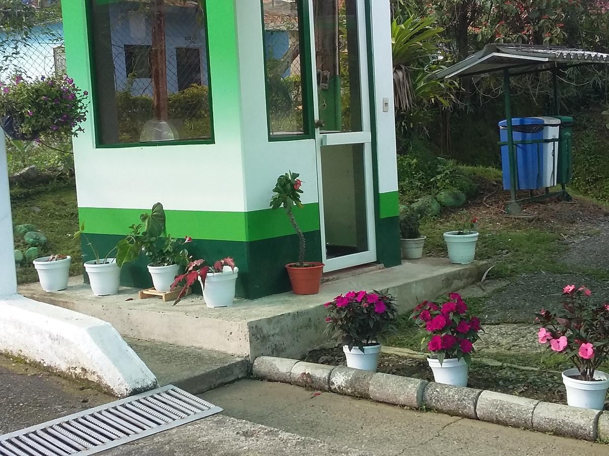 Hotel Servituristicos La Esmeralda Santa María Zewnętrze zdjęcie